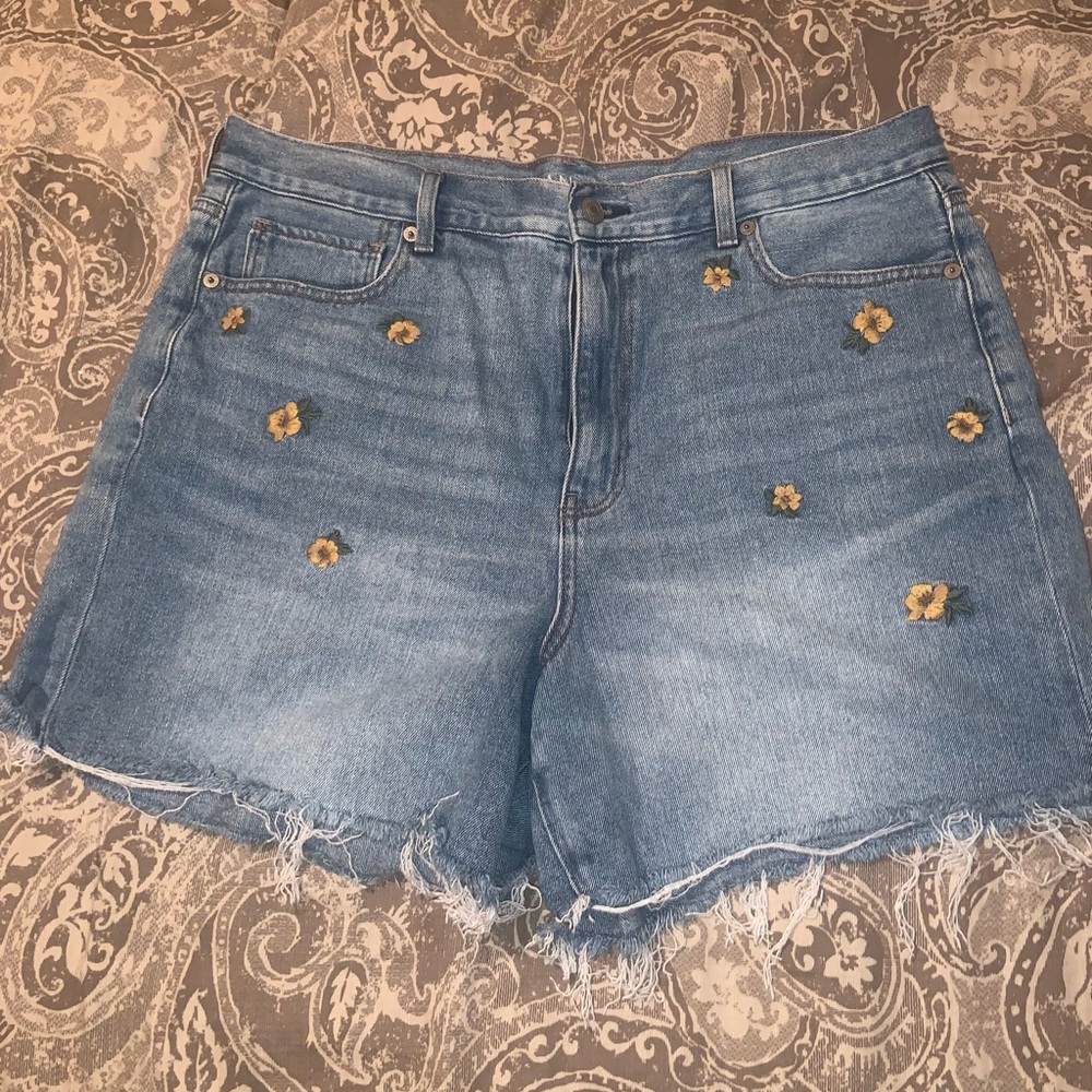Floral Denim American Eagle Shorts